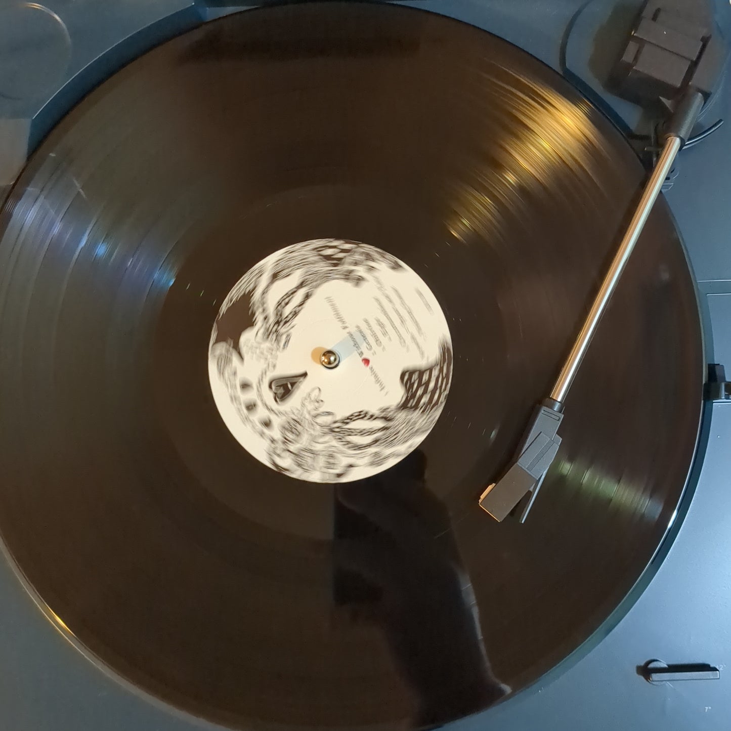 Grimes - 'Visiones'