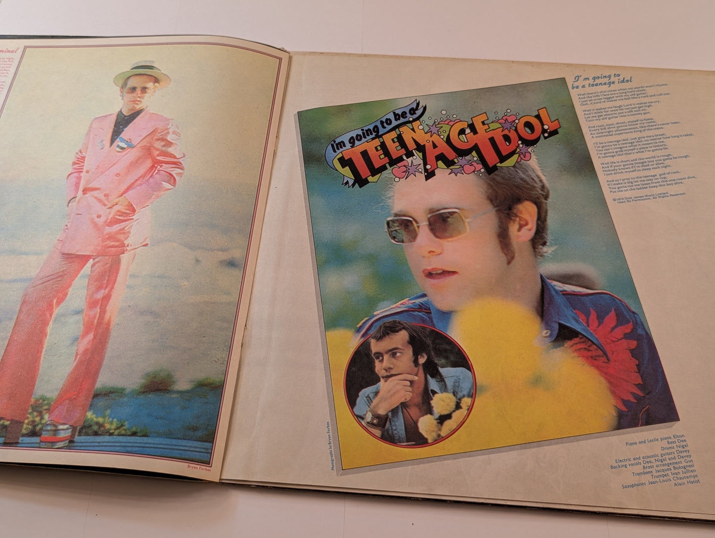 Elton John - 'Don't Shoot Me I'm Only The Piano Player'
